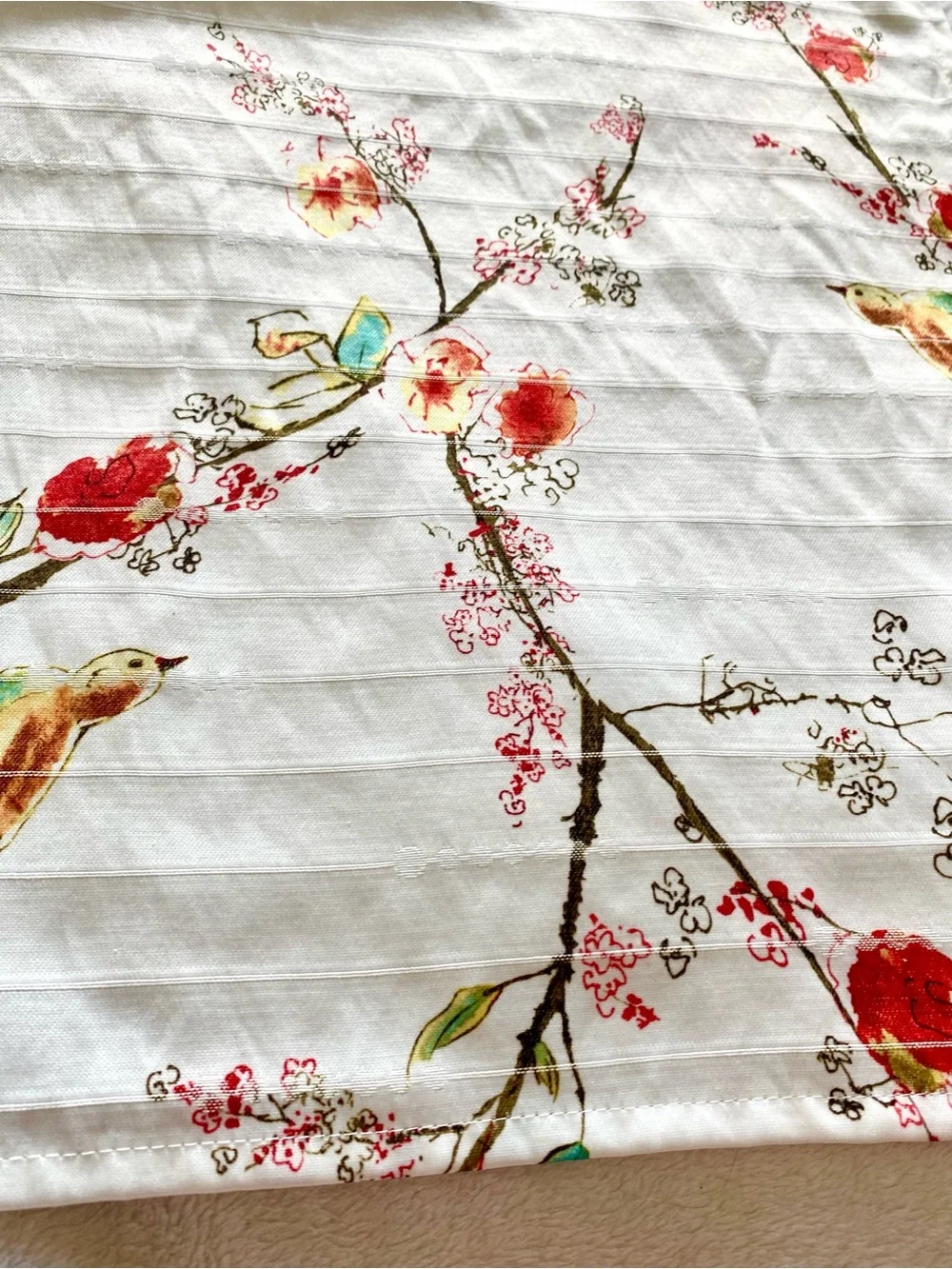 Vintage White Table Linens Napkins with birds set of four